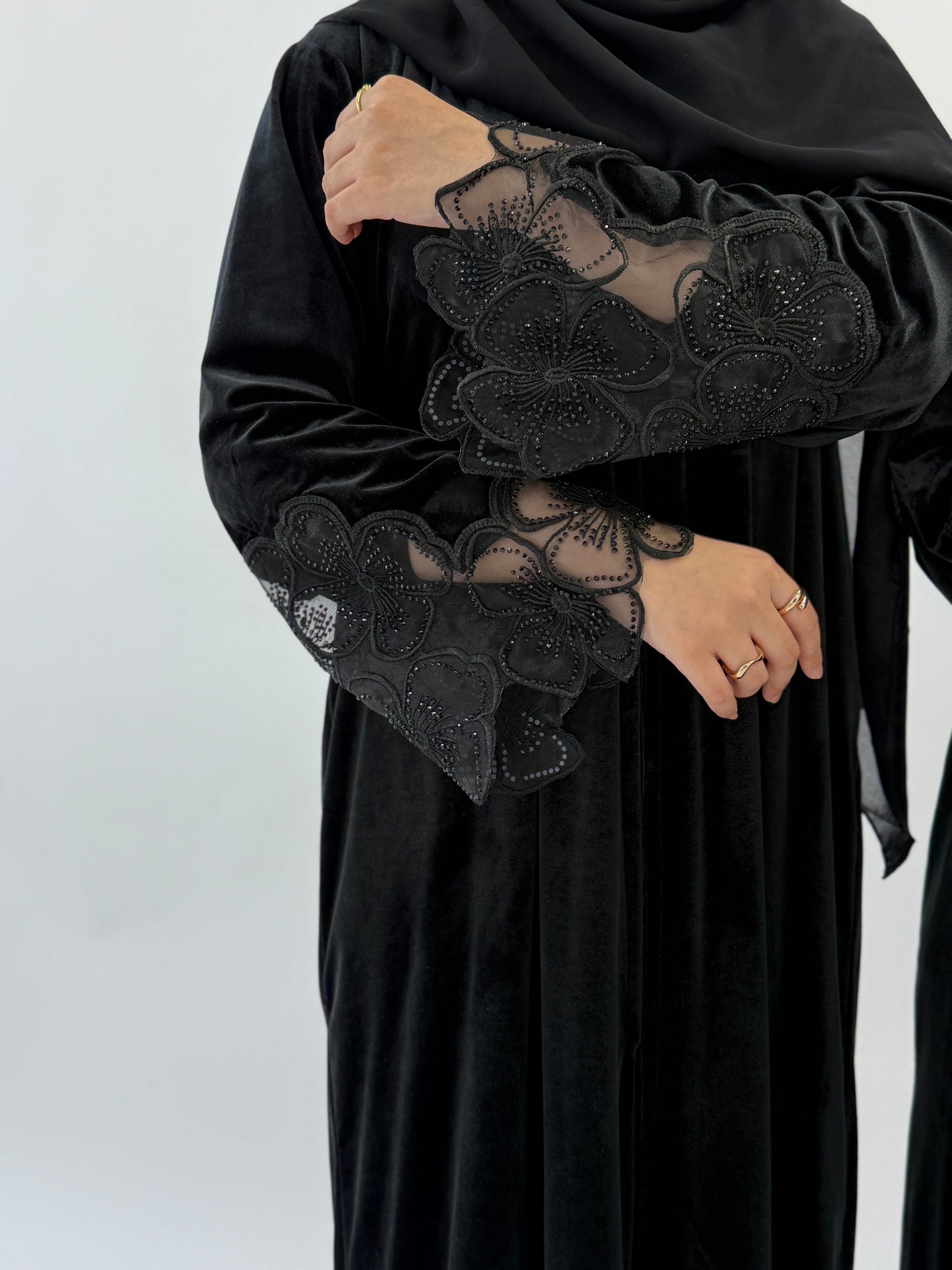 Layali - Luxury Velvet Flower Sequin Abaya