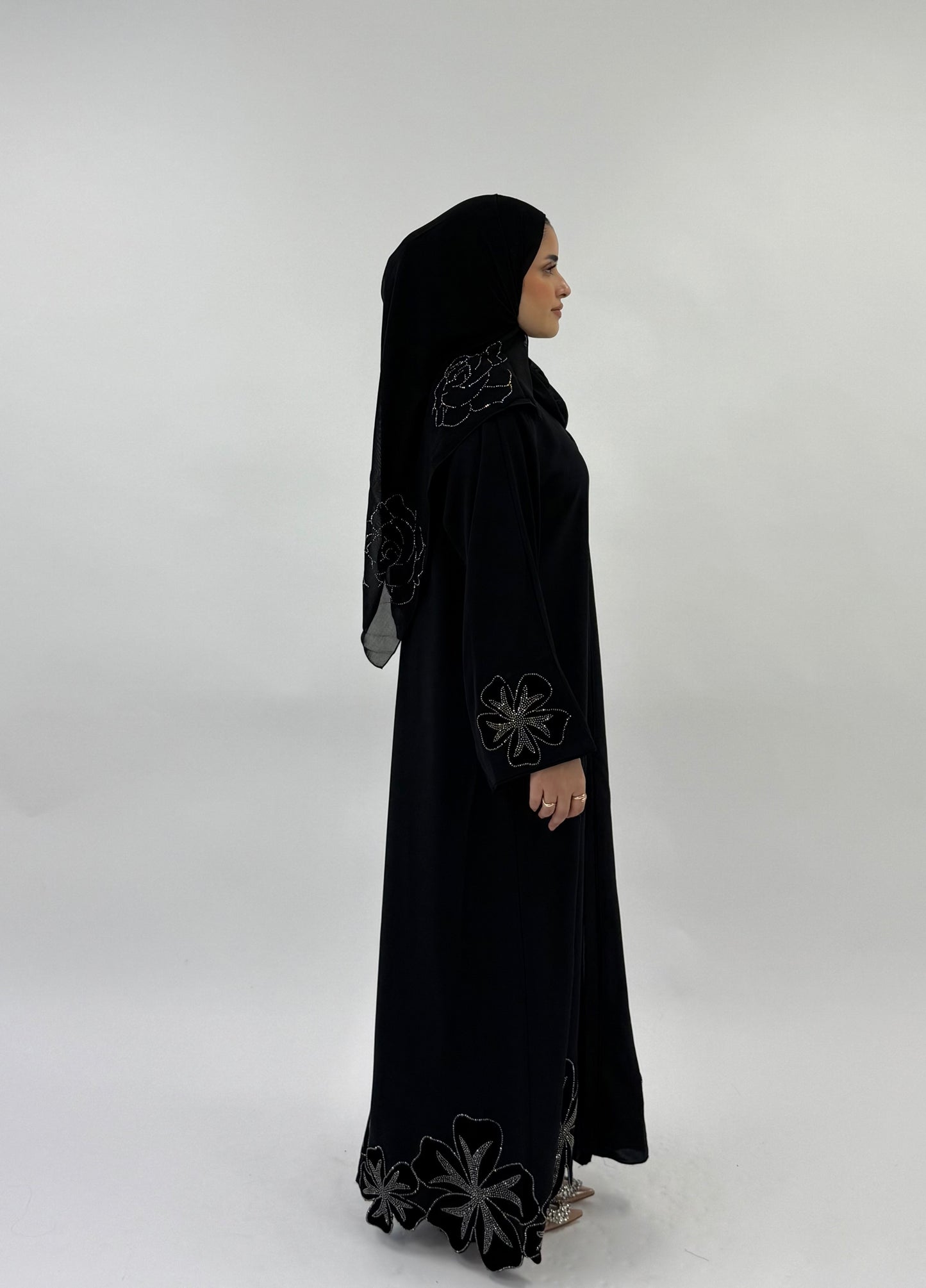 Yasmin - Black Abaya With Small Velvet Flower Sleeves