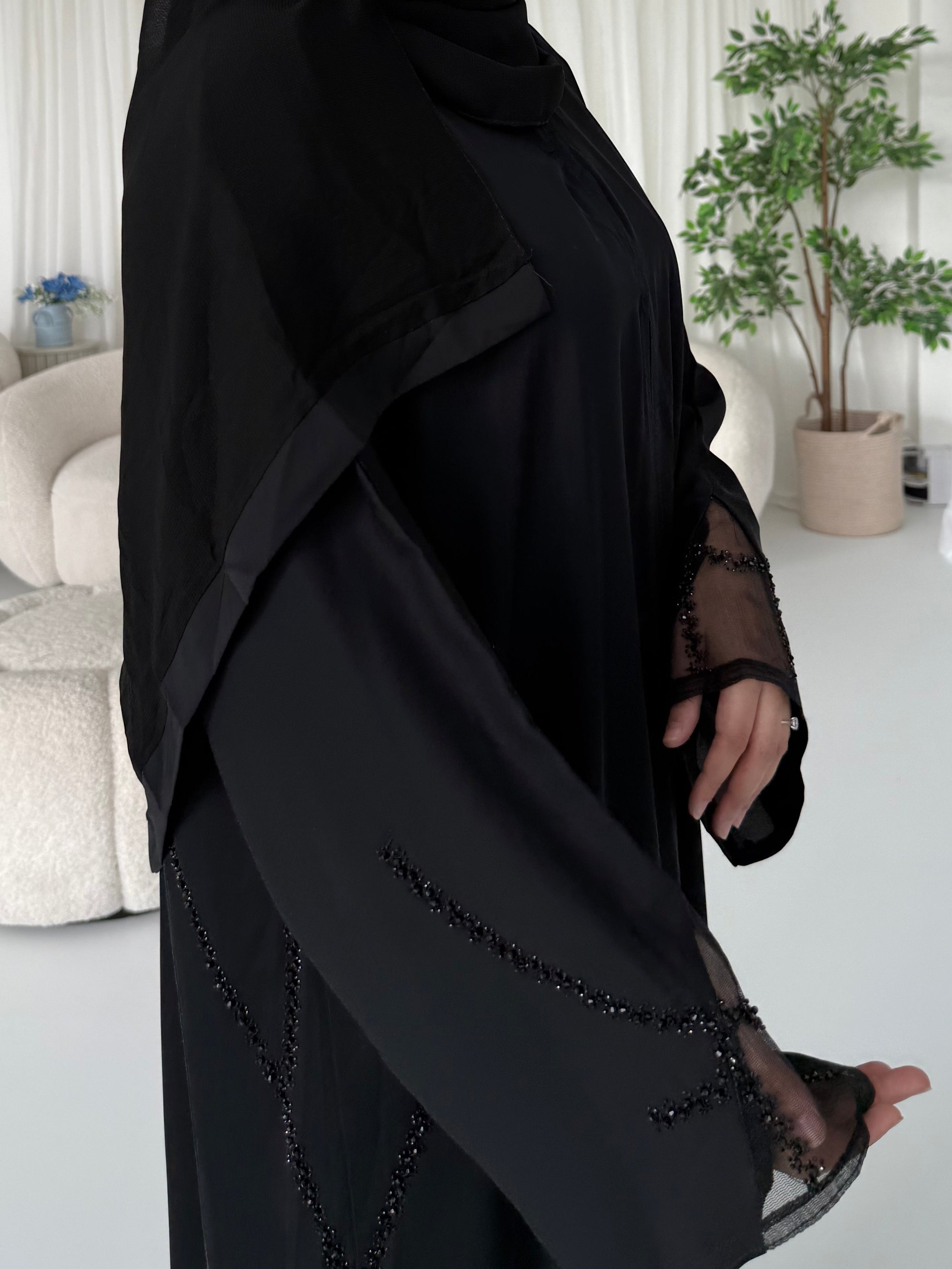 Arwa Abaya
