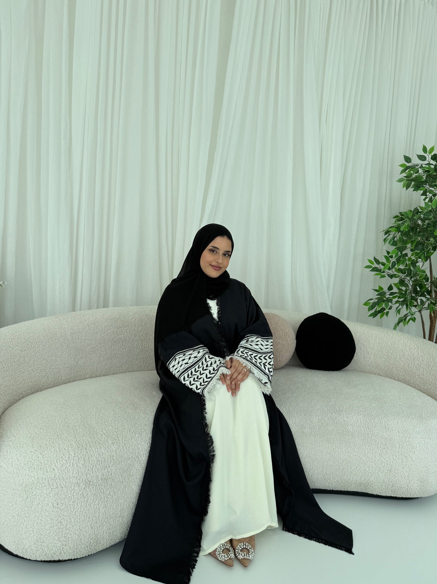 Black Keffiyeh Abaya