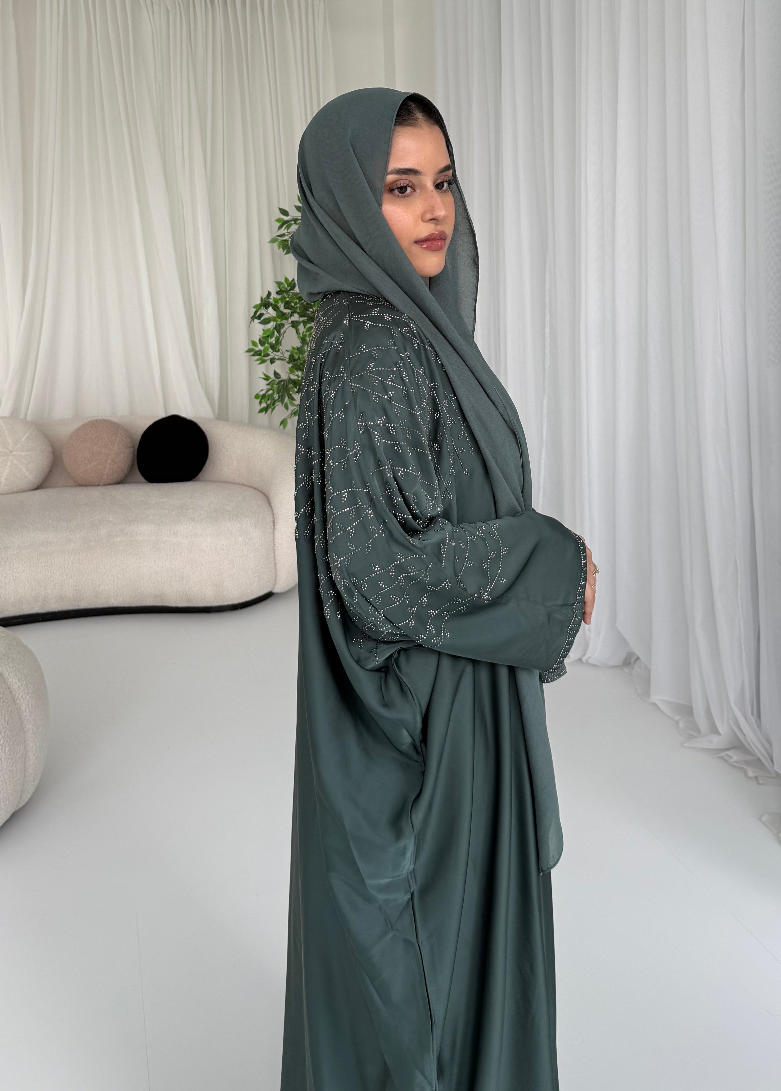 Dalia Abaya